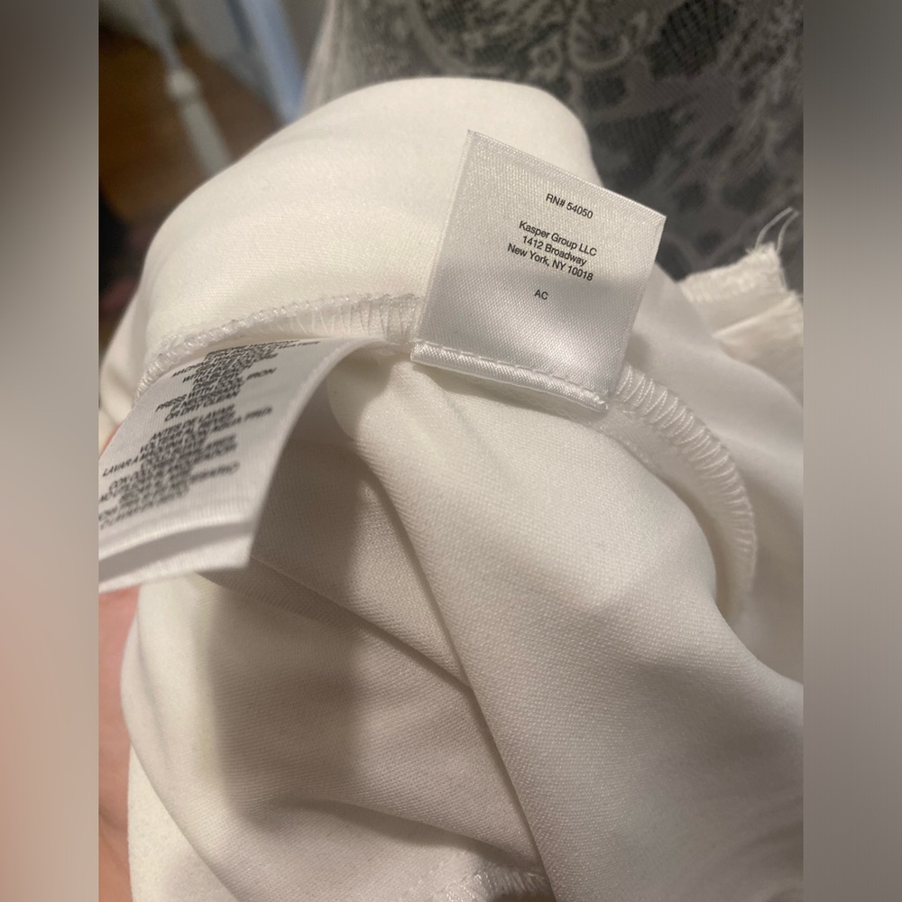Anne Klein White Crepe Blazer - Picture 10 of 10